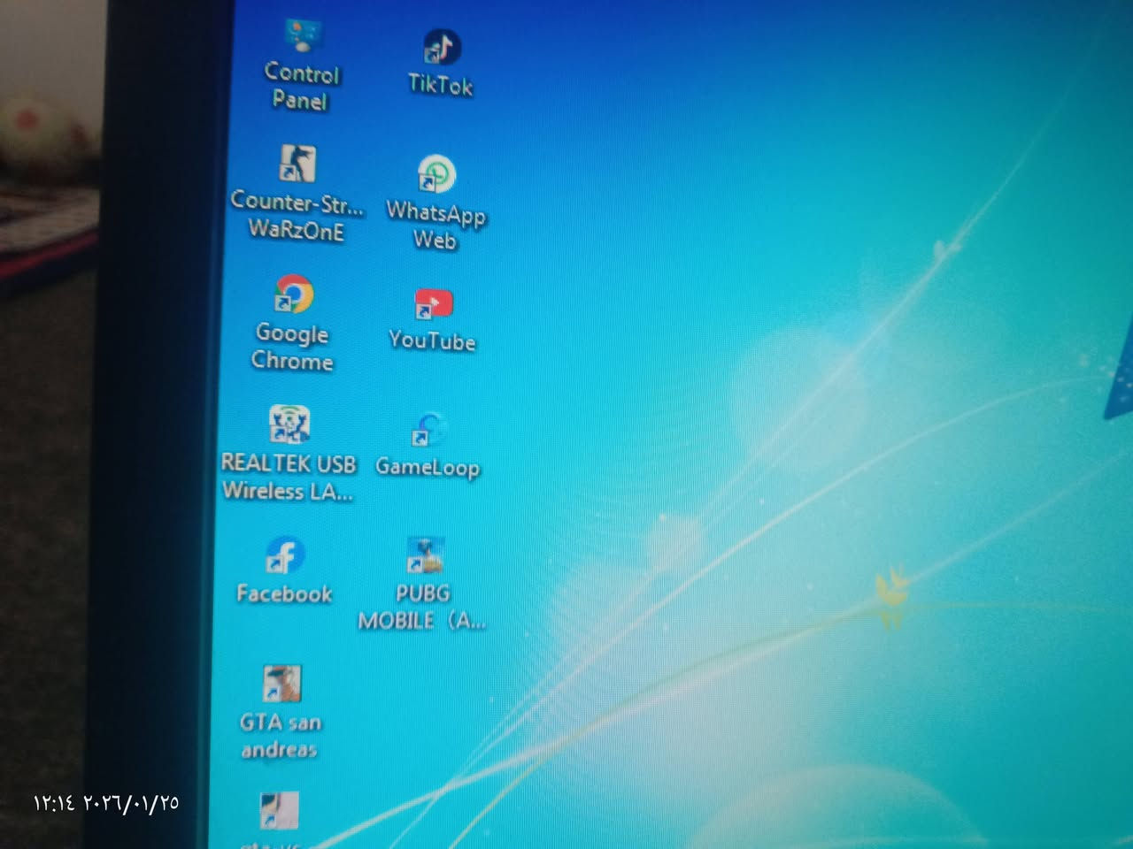 سلام عليكم عيني هاي الحاسبه كدامكم نقصهة فقط كيبورد وماوس للبيع ب150قفل تواصل *********** ماموجود عل مازنجر مكاني بغداد.
