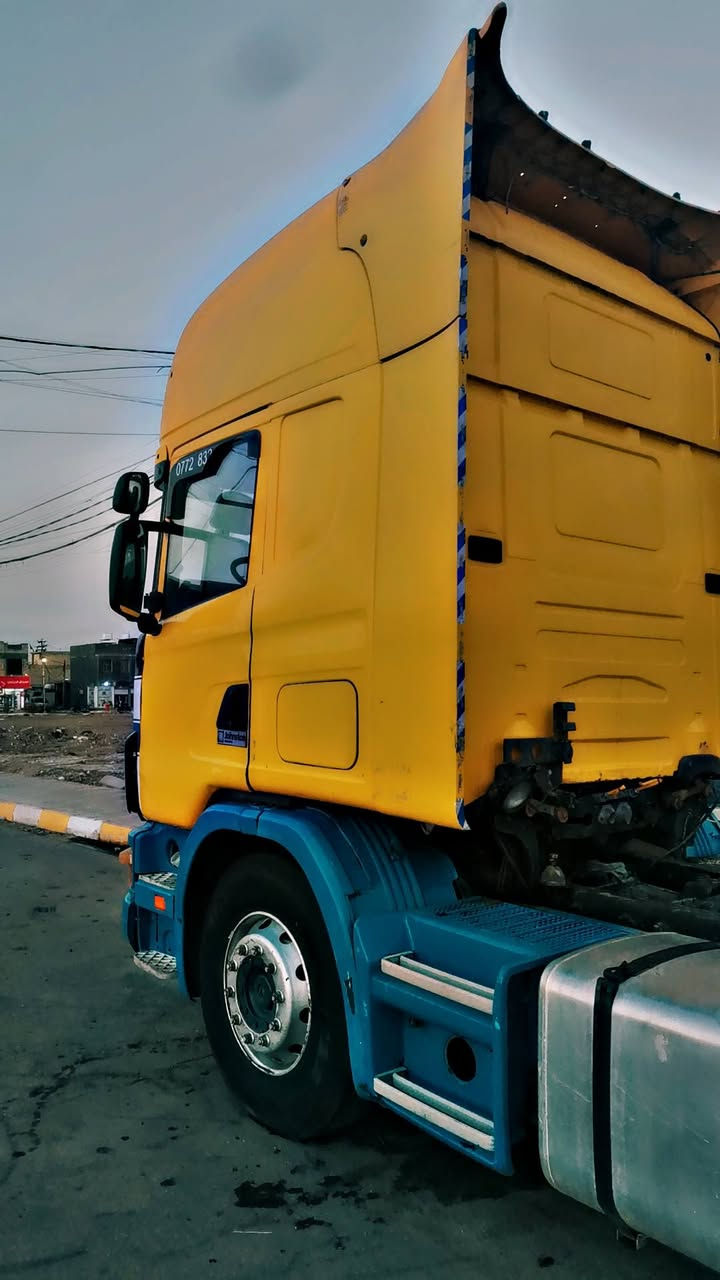 سلام عليكم سكانيا الفينيه بومه موديل 2000
كير مكينه انجكتر شاصي مكفولات كفاله تخم تاير ب لسنويه براد ***********
