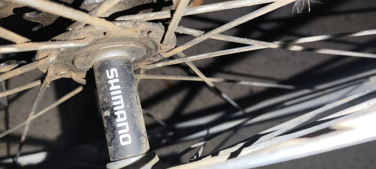 سلام عليكم بايسكل للبيع السعر 80وبي مجال مكان خلف الاطفاء


**إذا كنت صاحب هذا الإعلان وتريد حذفه لأي سبب، رجاءا أرسل رسالة إلى الدعم الفني**