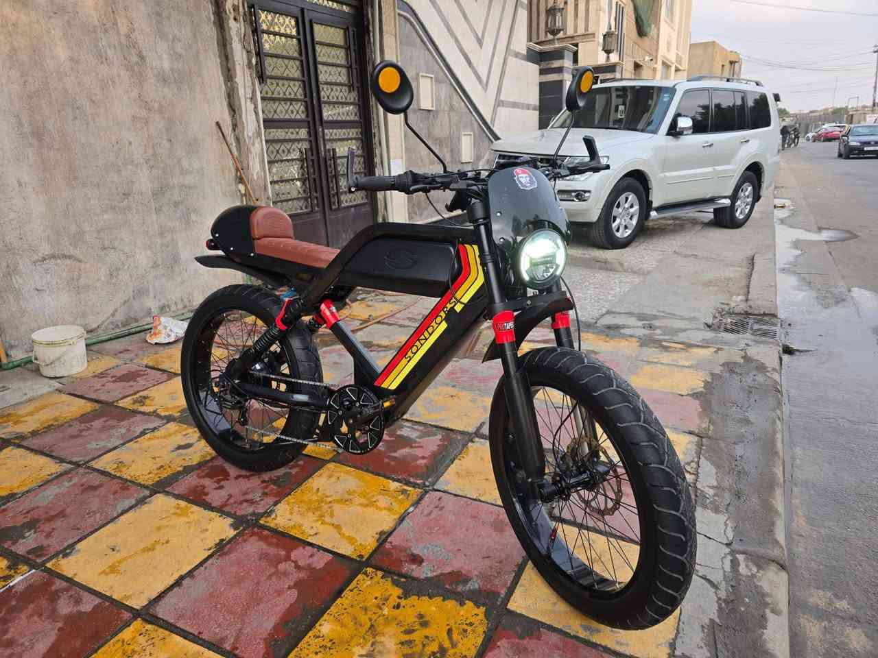 السلام عليكم دراجه شحن امريكي اصلي بطاريه ليثيوم كلش جديدة مابيهه اي نقص فول مواصفات رقمي للتواصل ***********
