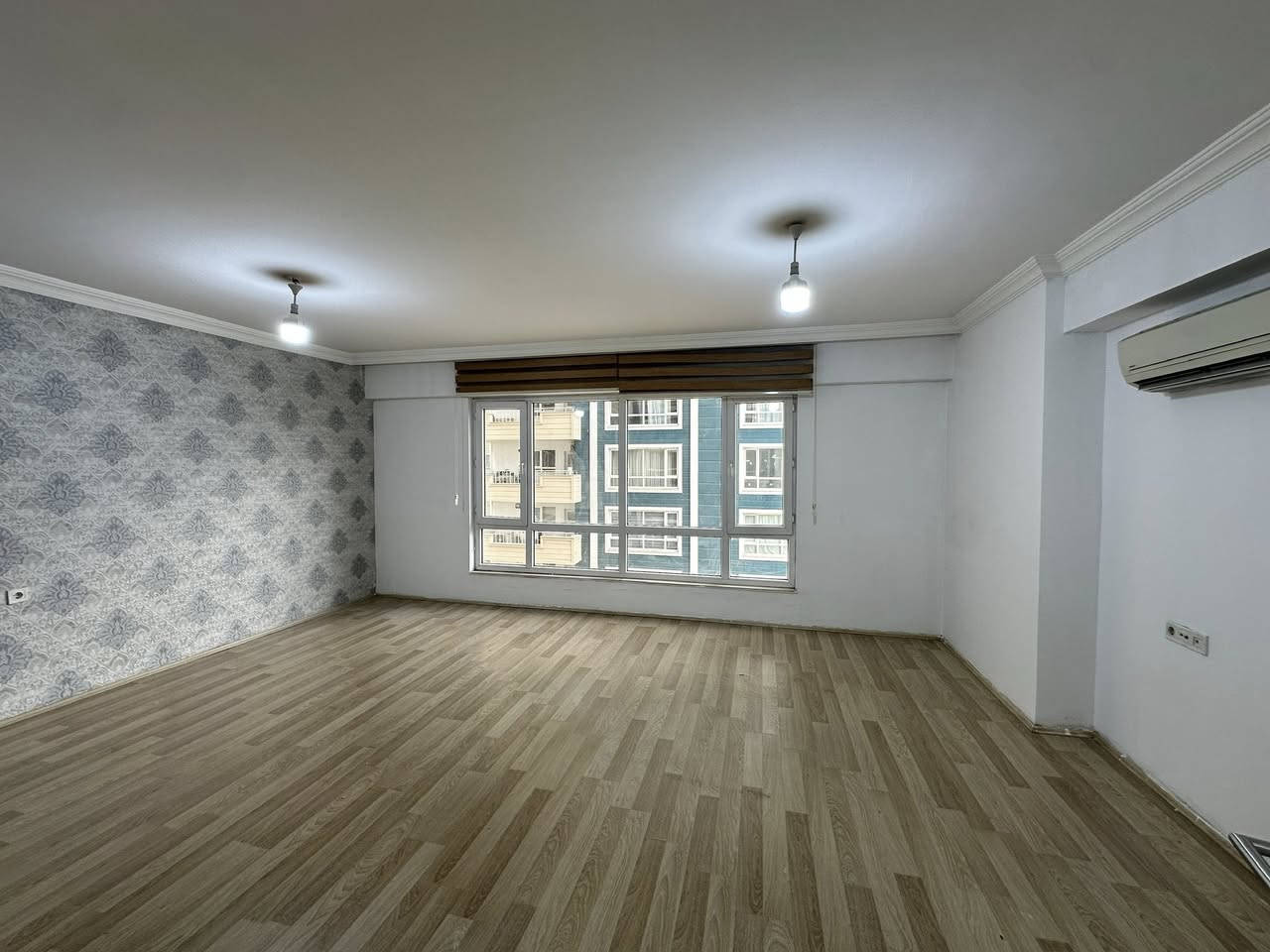 MRF5 three bedroom for rent 500$ 
WhatsApp *********** 

MRF5 üç yatak odalı daire kiralık 500$
WhatsApp ***********

Трехкомнатная квартира в MRF5 сдается в аренду за 500$
WhatsApp ***********

ให้เช่าบ้าน 3 ห้องนอน MRF5 ราคา 500 ดอลลาร์
ติดต่อทาง WhatsApp ***********

شقة من ثلاث غرف نوم للإيجار في منطقة MRF5، بسعر 500 دولار أمريكي. للتواصل عبر واتساب: ***********

‏MRF5 سێ ژووری نوستن بۆ کرێ 500$ 
واتسئەپ ***********
