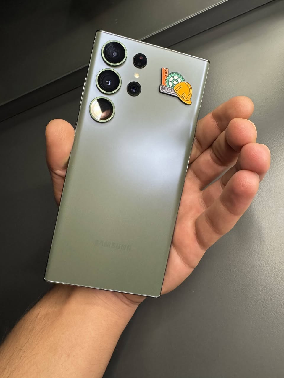 السلام عليكم
S23 ultra
لون زيتوني 
ذاكره :256g
رام:12g
(شرق اوسط)
دبل شريحه 
الجهاز نظيف ما مبدل بيه ايشي فقط الظهر أصلي تجي تفحص وتشوف بعينك رايده ب 700 وبيه مجال رجائاً لحد يكسر بل سعر مكاني بغداد الشعب 
واتساب أو ماسنجر موجود ***********
