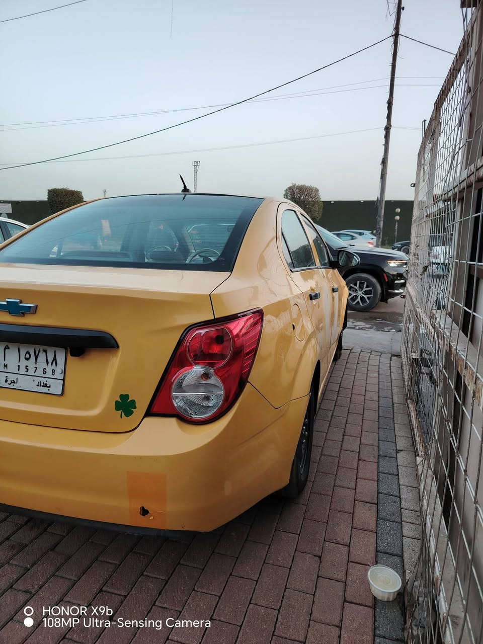 السلام عليكم شوفر مديل 2012 بيه طخات بدون دواخل بدون تبديل مكينه تبريد تخم تايركفاله مداور ثاني يوم العنوان شارع الفلاح الرقم *********** السعر 52
