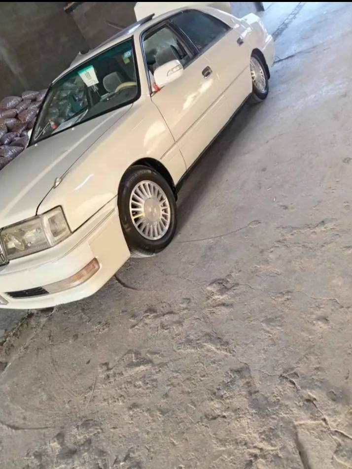 السلام عليكم راس الثور فلات موديل 2001 
رقم انكليزي انبار باسمي مداور ثاني يوم 
غير متواجد بالفيس(مكلف بالنشر)للتفاصيل اكثرالاتصالعلى ‏ ***********
‏
