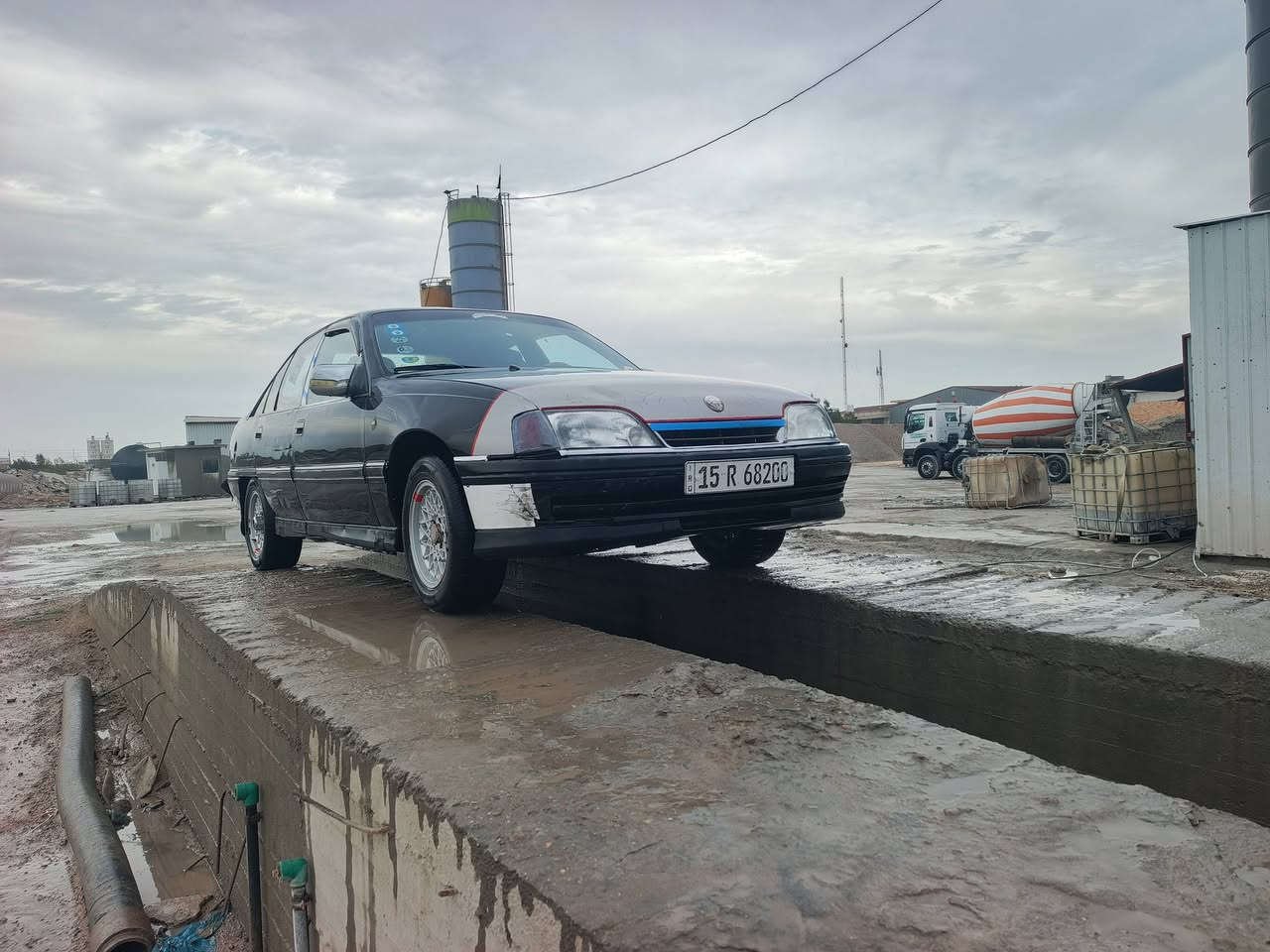 اوبل لبيع موديل 1992انبار  محرك وكير مكفولات  صدر خلفي ومامي كل جديد صار شهرين من شديته  كهربائيات كلها شغاله قرفه وابطاين كلهن جدد  مكان عامرية صمود  قطرت خويس مابيها  سعر 33وبيها مجال  للتواصل ***********
