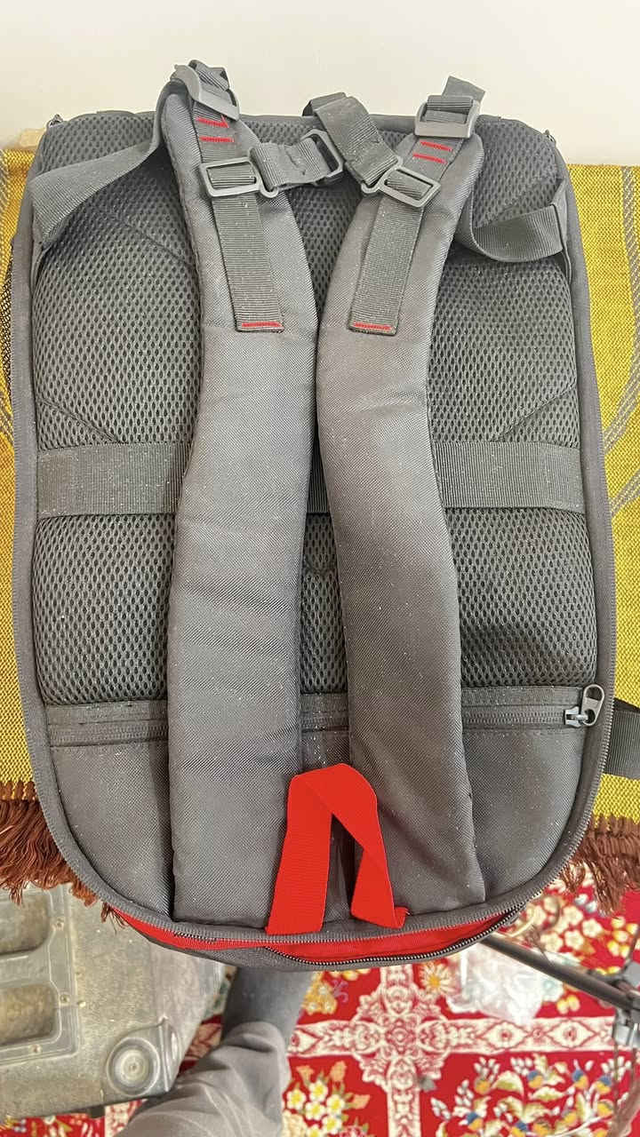 حقيبة كامرات مقسمة  وجيب خلفي لحمل الابتوب والايباد 💻__وسماعات نثية وفحل


**إذا كنت صاحب هذا الإعلان وتريد حذفه لأي سبب، رجاءا أرسل رسالة إلى الدعم الفني**