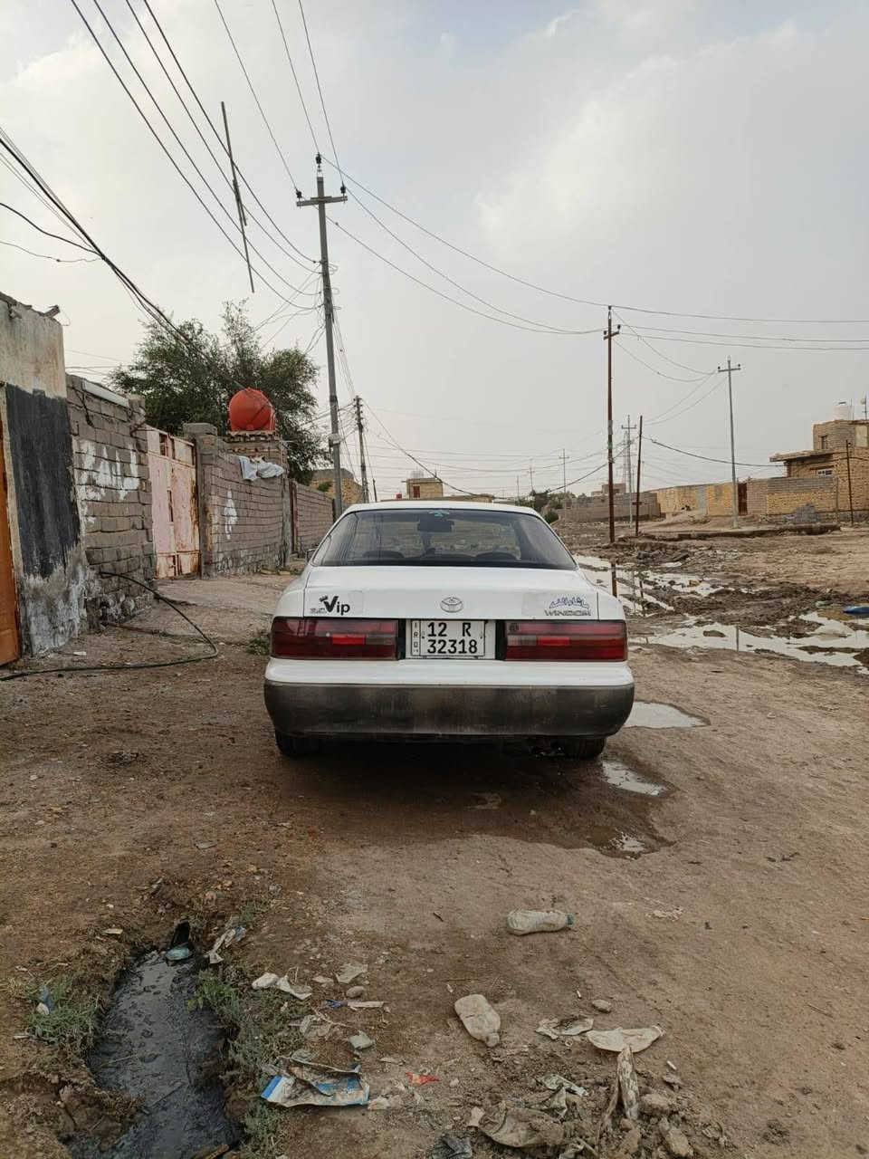 ويندوم ٩٤ سنوية لغاية ٣٠ بأسمي
البدي مكفول كفالة عامة
محرك ابو الجف كير ومحرك وظفيرة وعقل جديدات
تخم تاير جديد 
كهربائيات شغاله 
التبريد كامل بس ما مربوط 
البواري وي الكمبريسر
السعر ٣٨ مجال كلش قليل 
ناصرية مركز 
*********** ناصرية, ذي قار
