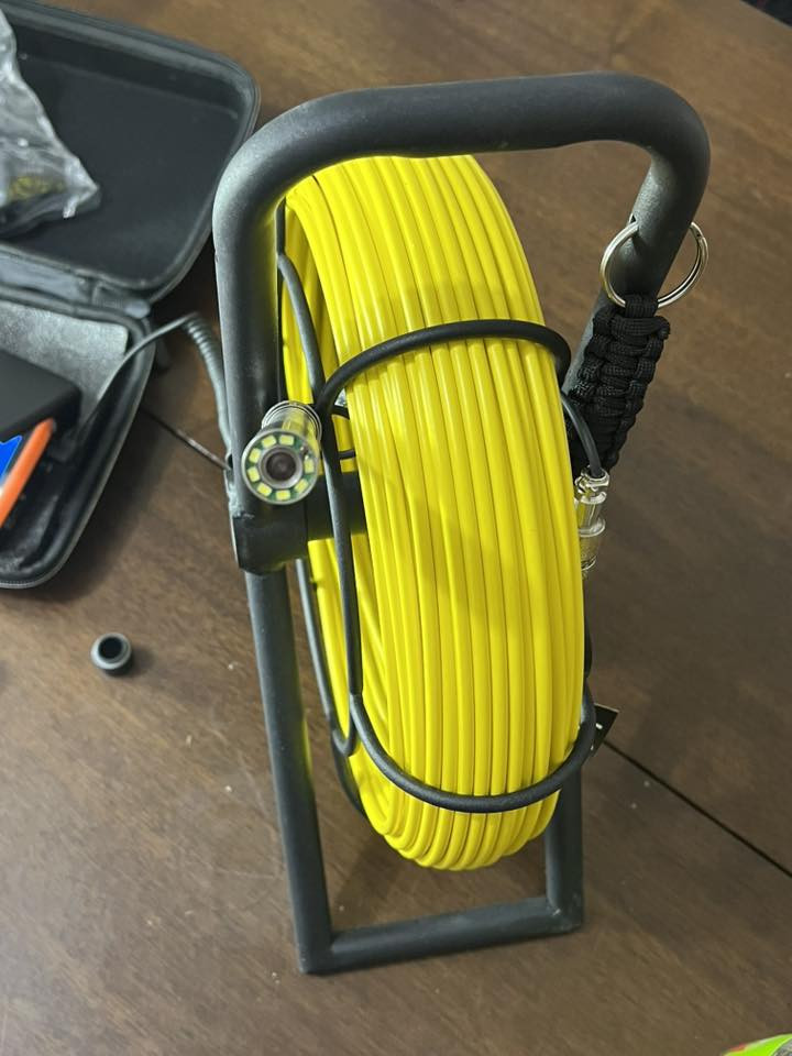 كاميرا فحص أماكن ضيقة + منظومات الصرف الصحي

موديل :43DB

الكيبل مصنوع من الألياف الزجاجية 
حجم الكيبل 5mm
طول الكيبل 30 متر 
حجم الكاميرا 17mm
دقة تصوير HD
مدعمة ب 8 اضواء led
زاوية الرؤية 120 درجة 
هيكل الكاميرا من الستانلس ستيل
مدعم ب السبرنگ 
نظام حماية waterproof ضد الماء : IP68
Sensor :cmos
مع ذاكرة تخزين :16 گيگا 
بطارية li-ion 2600mah
منفذ شحن Ac100-240 volt
مدة تشغيل متواصله 8 ساعات 

للأستفسار ***********
