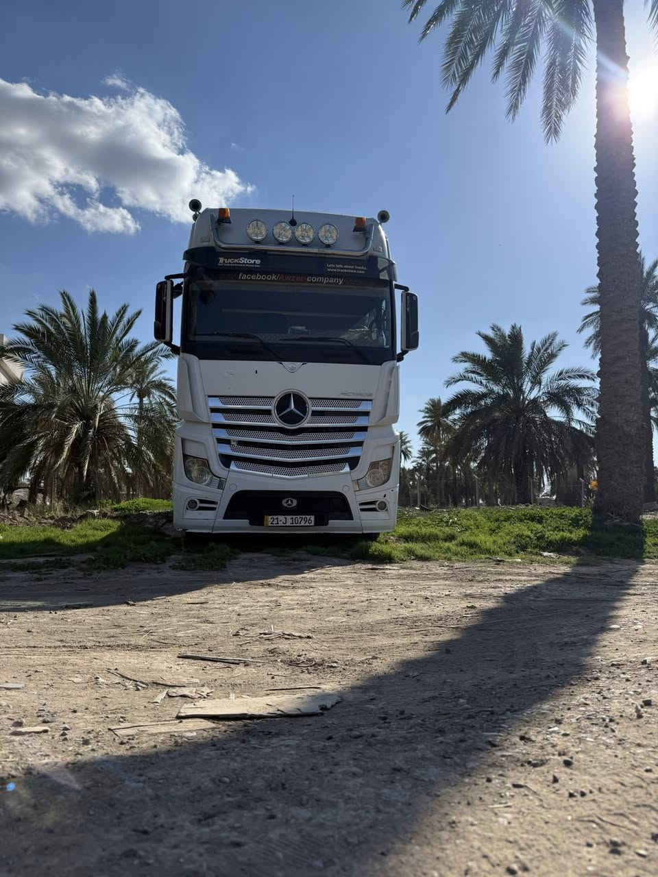 السلام عليكم للبيع اكتروس وحش موديل 2015 حجم 2551 تخم تاير ويل كب جهازه الشغل السياره سنكل بلادي شوته  خلفيه سقف ليزر فول موصفات ماعده الكامره رقم سليمانيه تحويل مباشر مكان السياره بغداد التاجي السعر 5 شدات وبيهه مجال الشراي
للستفسار اتصل 
***********
***********
0751 578 0729
