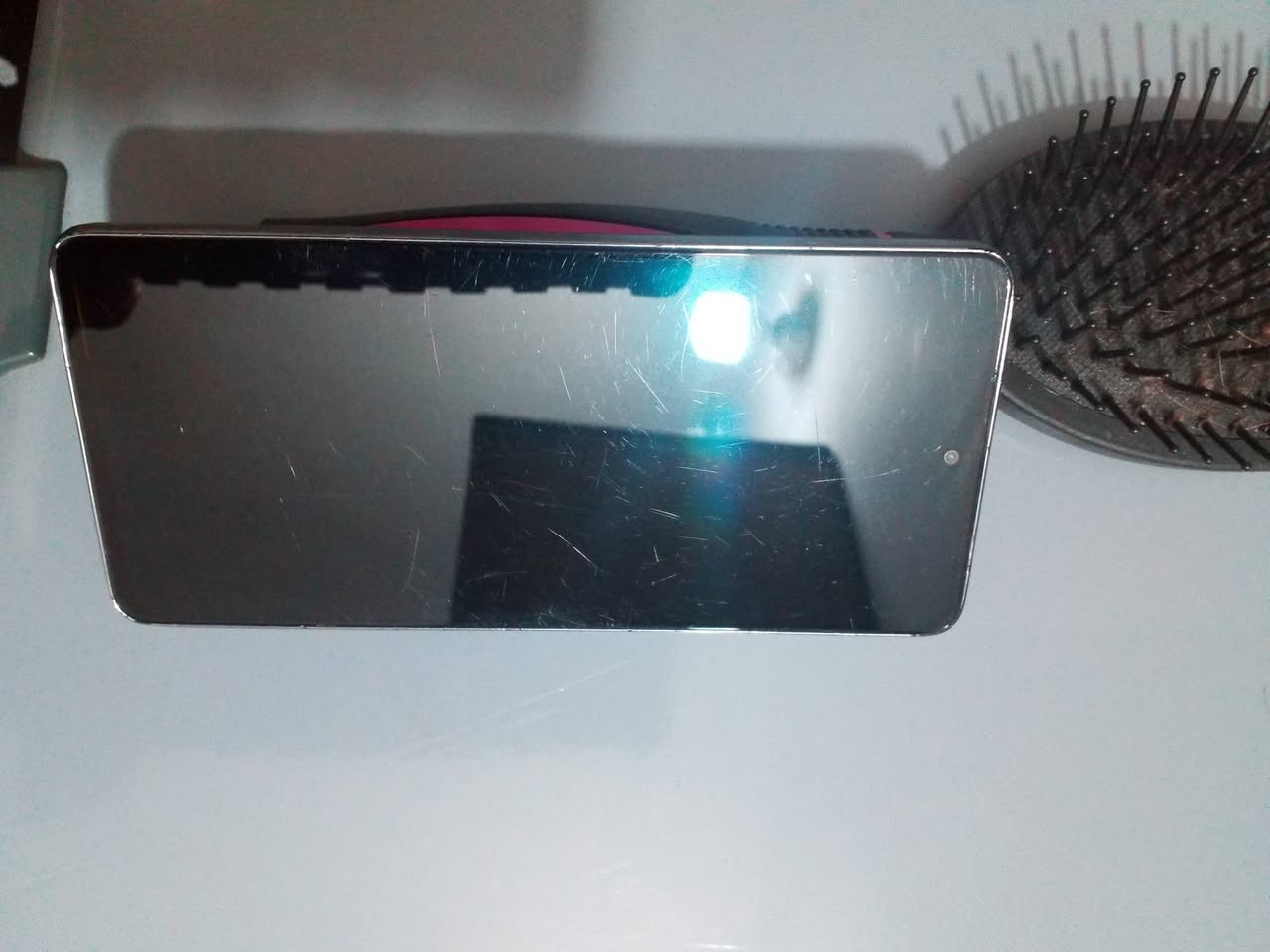 السلام عليكم جهاز سامسونج A73 5g 
ذاكرة 256 عشوائي 8 
فقط مبدل ظهر.  مراوس او بيع 180 الف 
جهاز سريع نظيف شاشه بي شخوط


**إذا كنت صاحب هذا الإعلان وتريد حذفه لأي سبب، رجاءا أرسل رسالة إلى الدعم الفني**