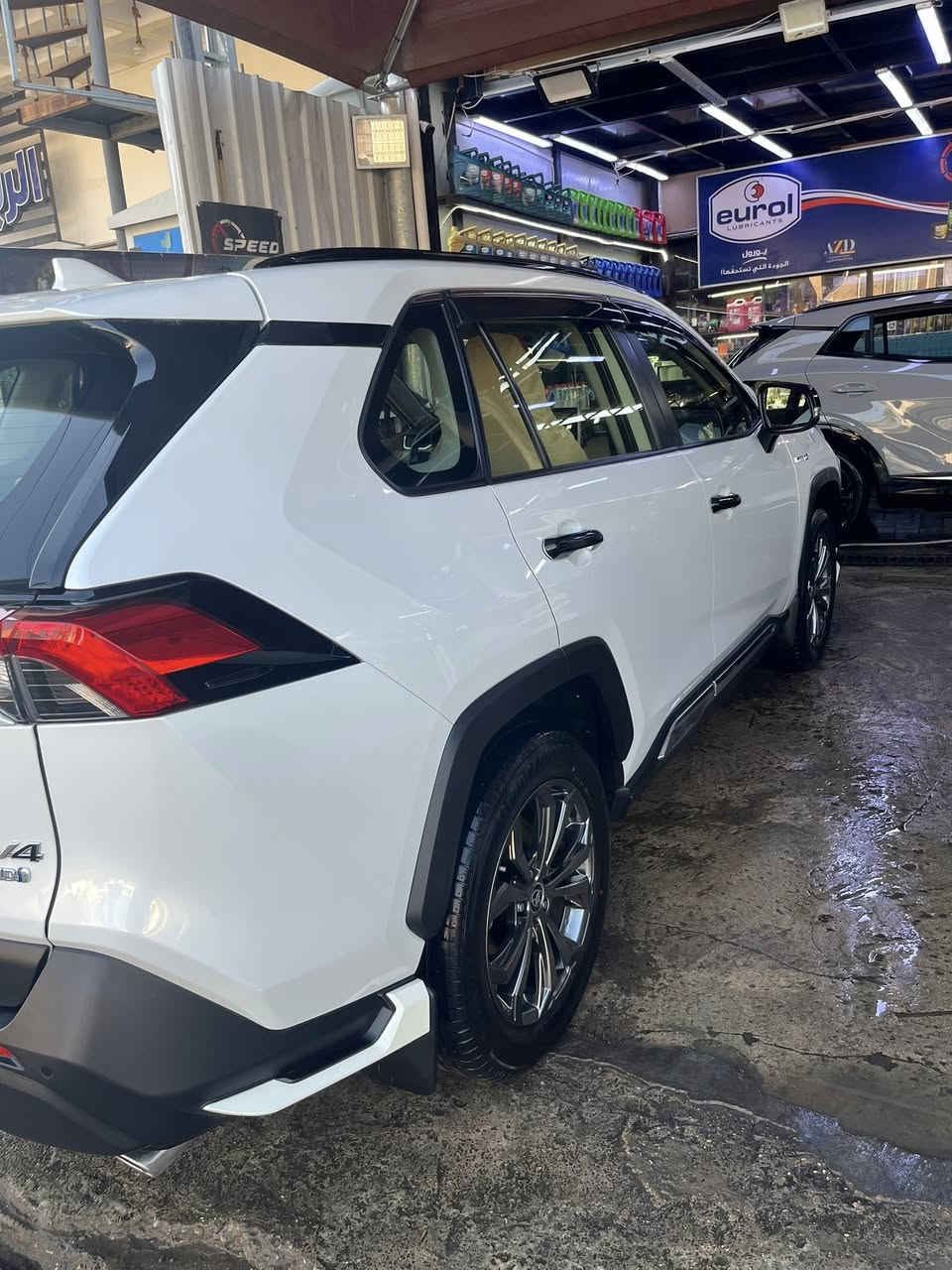 السلام عليكم عرض سيارة راف
4 فئة هايبرد للبيع 

موديل 2023 خليجي من شركة ساس

الاستفسار والتفاصيل اكثر عن السيارة 

مراسلة الرقم التالي: *********** 

السيارة مكفولة بدون حادث 

ومكفوله من العيب الشرعي 

مكان العنوان بغداد الحارثية
