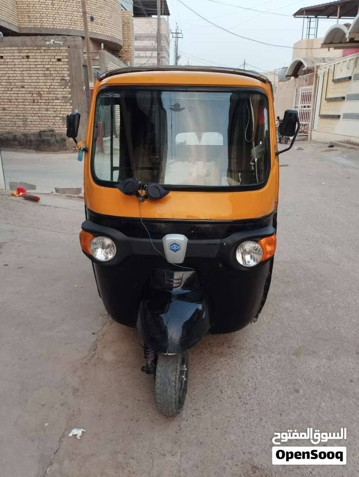 تكتك بياجو 2019 سنويه بسمي باقي على استلام الرقم انكليزي التكتك بحالة جيدة محركها الابلاد بس ظلت تنكط دهن من مكان الچبنه وريد ابيعها او اراوس ونطي فرق مكاني التنومه ***********
