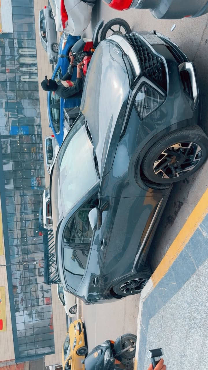 كيا سبورتج ٢٠٢٣ اكس برو برستيج 
وارد امريكي
بدون حادث سرقه فقط 
ماشية ٤٦ الف كيلو مو ميل 
المواصفات :
بانوراما 
بصمة ابواب وتشغيل 
كاميرات ٣٦٠ 
كاميرات وية الاشارة 
رادارات 
نقطة عمياء 
بريك تلقائي 
كروس كونترول تفاعلي 
حساسات امامي خلفي 
داخل جلد 
كشنات كهرباء وميموري
كشنات تدفئة وتبريد 
تدفئة ستيرن 
اوتو ستوب 
نقطة عمياء 
شحن لاسلكي 
منافذ شحن سريع 
جنطة كهرباء لايت زينون بلادي 
فور ويل 
محرك ٢٥٠٠ 
السيارة فوول مواصفات اعلى فئة معروفة البرستيج
مكاني بغداد زيونه 

رقم صاحب سيارة ***********

