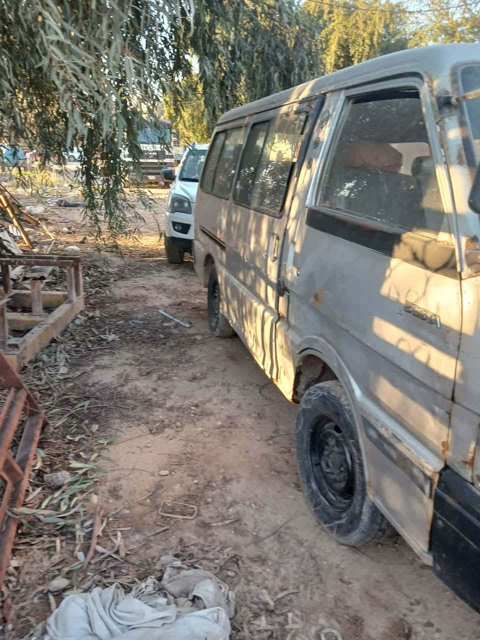 سلام عليكم كيه بسته موديل ١٩٩٥تريد تحويل أو وكالة بكيف ريدهه٢٨ورقه سنويه لغايه ٢٨الاستفسار ***********
