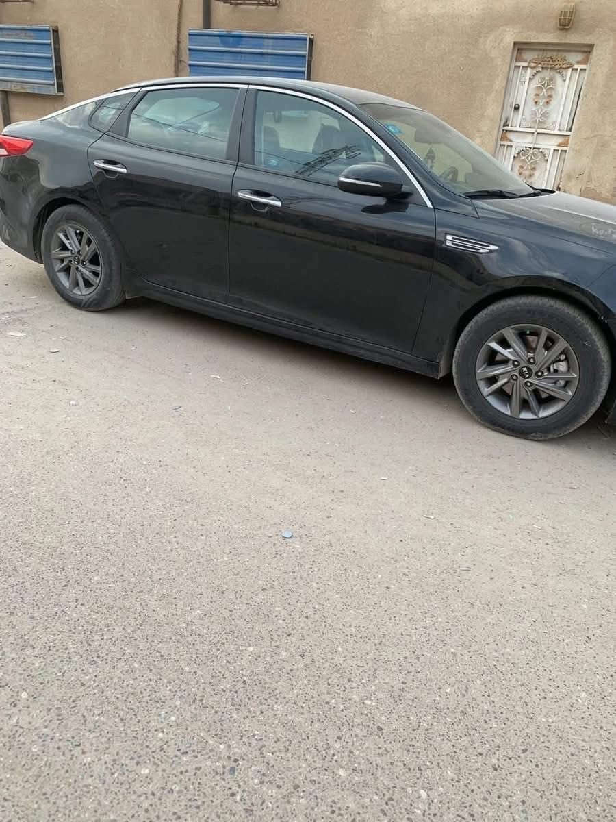 السلام عليكم 
كيا أوبتيما وارد أمريكي  موديل 2019 للبيع 
فئة fe ومعروفة مواصفاتها 
مودات قيادة (نورمل ،ايكو،سبورت)
تحديد مسار 
مثبت سرعه 
مانع انزلاق 
مانع اصطدام 
رادارات جانبي وأمامي وخلفي 
السيارة ماشية50  الف حقيقي 
السيارة بعدهي جديدة على ايدنا كير ومحرك خير من الله 
حدادية جديدة 
رقمها ذي قار دولي 
السعر 128 وبيها مجال 
مكان السيارة الناصرية مركز 
للاستفسار الاتصال على ***********
غير متواجد ع الفيس
