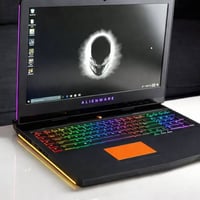 Alienware 17 R5 • GTX 1080 8GB • شاشة 17.1 QHD 120Hz