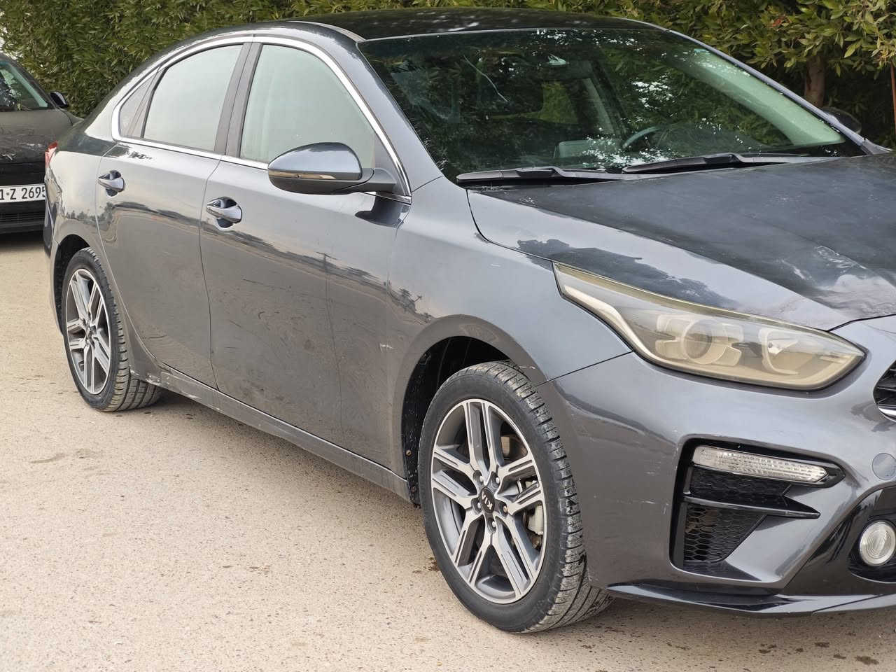 كيا فورتي موديل 2019 ، وارد امريكي فئه EX 
ماشيه 107 الف ، محرك 2000 دوش المرغوب 
السياره فول مواصفات (1/1) عدا السلايت 
السياره بيه صبغ ثلاث مكانات بدون دواخل شرط 
ابيعلك عام حتى لاتعبك ولاتعبني وبسعر مناسب 
شواصي + لغود + تكم + حوض كلهن مكفولات 
محرك وكير مكفولات شرط مامفتوحات 
العنوان بغداد حي الجهاد 📍 📍 📍 
السعر / 105 ورقه وبيها مجال 
للاستفسار/ ***********
