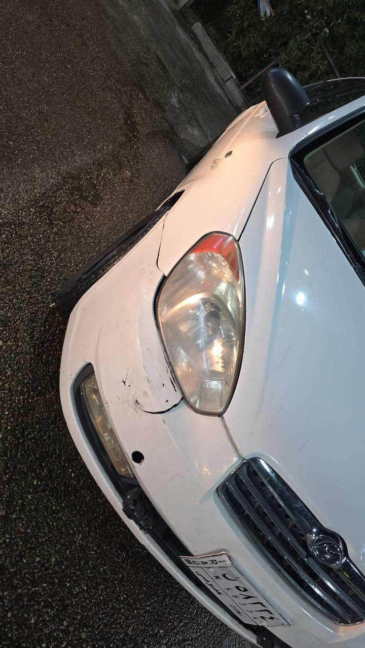 السلام عليكم
اكسنت للبيع موديل 2010 خليجي
بيها صبغ بابين
وصبغ جاملغين خلفي 
السعر 82
العنوان المشتل شارع المدارس 
السياره جاهزه من كل النواحي 

***********
