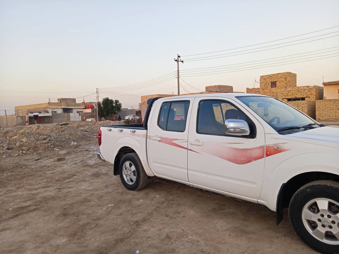 سلام عليكم نيفاره البيع(مزاد وزارةالداخليه) مكفوله كفاله عامه موديل 13 كير وتماتيك مكينه وكير بلاد جداد تخم تاير حداده كله جديد اسولك وكاله ام الباركود السعر 105وبيه مجال مكان السياره ذي قار الرفاعي *********** /***********
