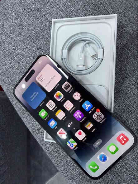 ئايفؤن ١٤پرؤماكس ١سيم ٢٥٦ گيگاباترى ٨٥ كامل ئه شياى بئ ده سكارى به ريتانيه هانده كه به زه مانى هه مووشتيك بئ شخوت قوفلى ٦٣٠دؤلار تكايه كوتاسعره *********** حلبجة
