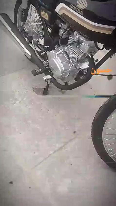 شباب دراجه للبيع تعمير قبل يومين بعده عل سحك غراض كلها الاصلي الشراي يجي خاص 👍🏻


**إذا كنت صاحب هذا الإعلان وتريد حذفه لأي سبب، رجاءا أرسل رسالة إلى الدعم الفني**