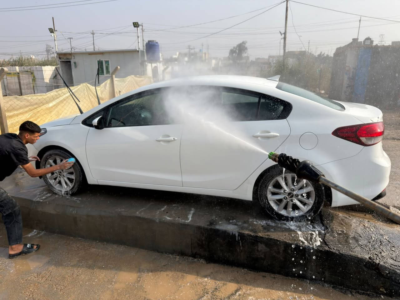 فورتي  2017بيها قطع صبغ  سونارها مرفق ب صور محرك2000 دوش جاهزه مابيهه نقص  خير من الله السعر 120
تحويل ثاني يوم رقم ذي قار
رقم ***********
***********
