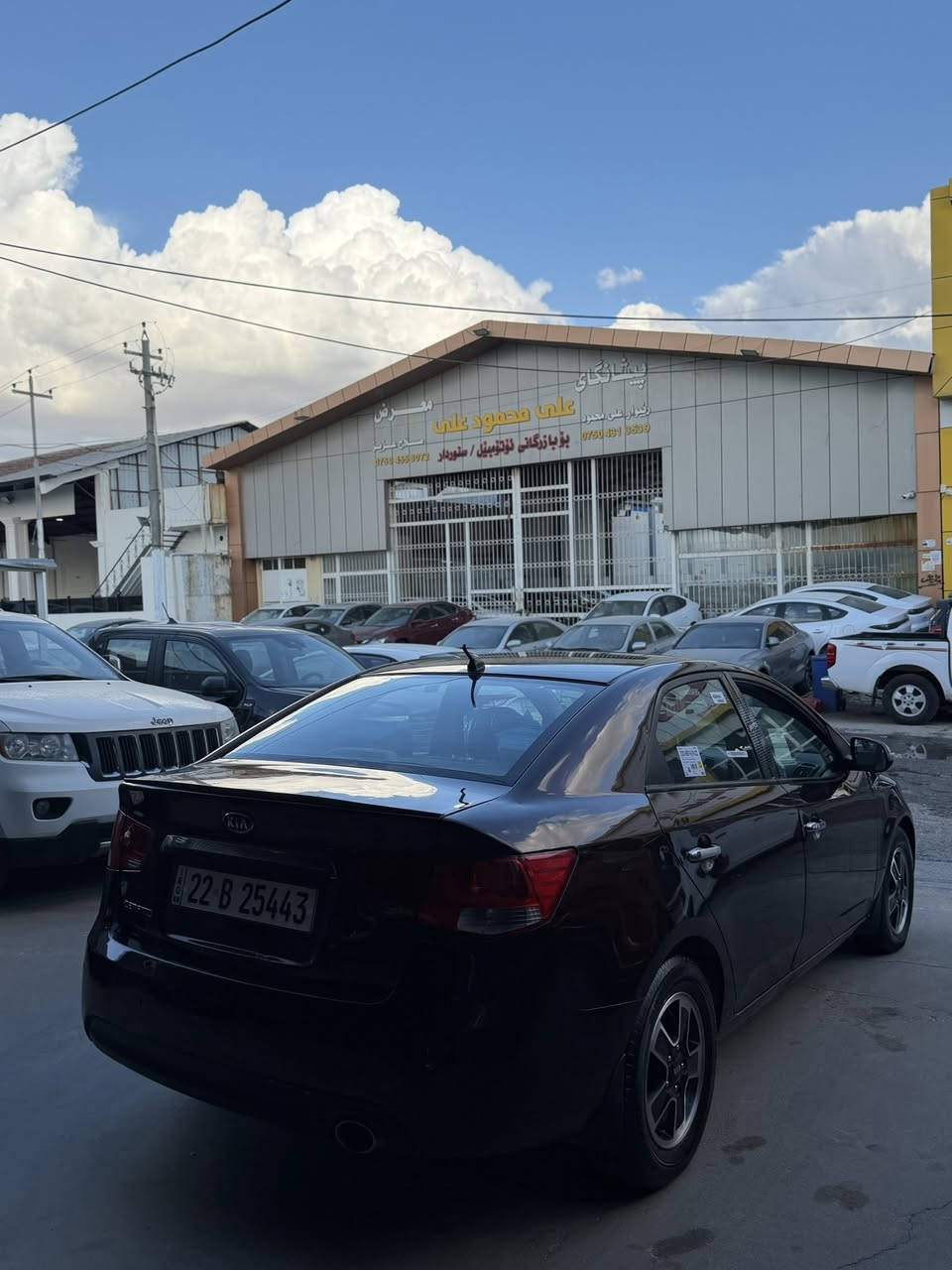 سلام عليكم كيا سيراتو للبيع و مراوس
مؤديل٢٠١٠ بيها ٣ قطع بدون دواخل بدون ارباگ
فول مواصفات فتحة فول رقم سنوي كل جديد لل ٣٠
گير محرك كهربائي كله بشرط تبريد صدر عداديه شرط
سحر ٨٧ مجال قليل 💸
مكان 🚘 اربيل 
*********** واتساب ￼
