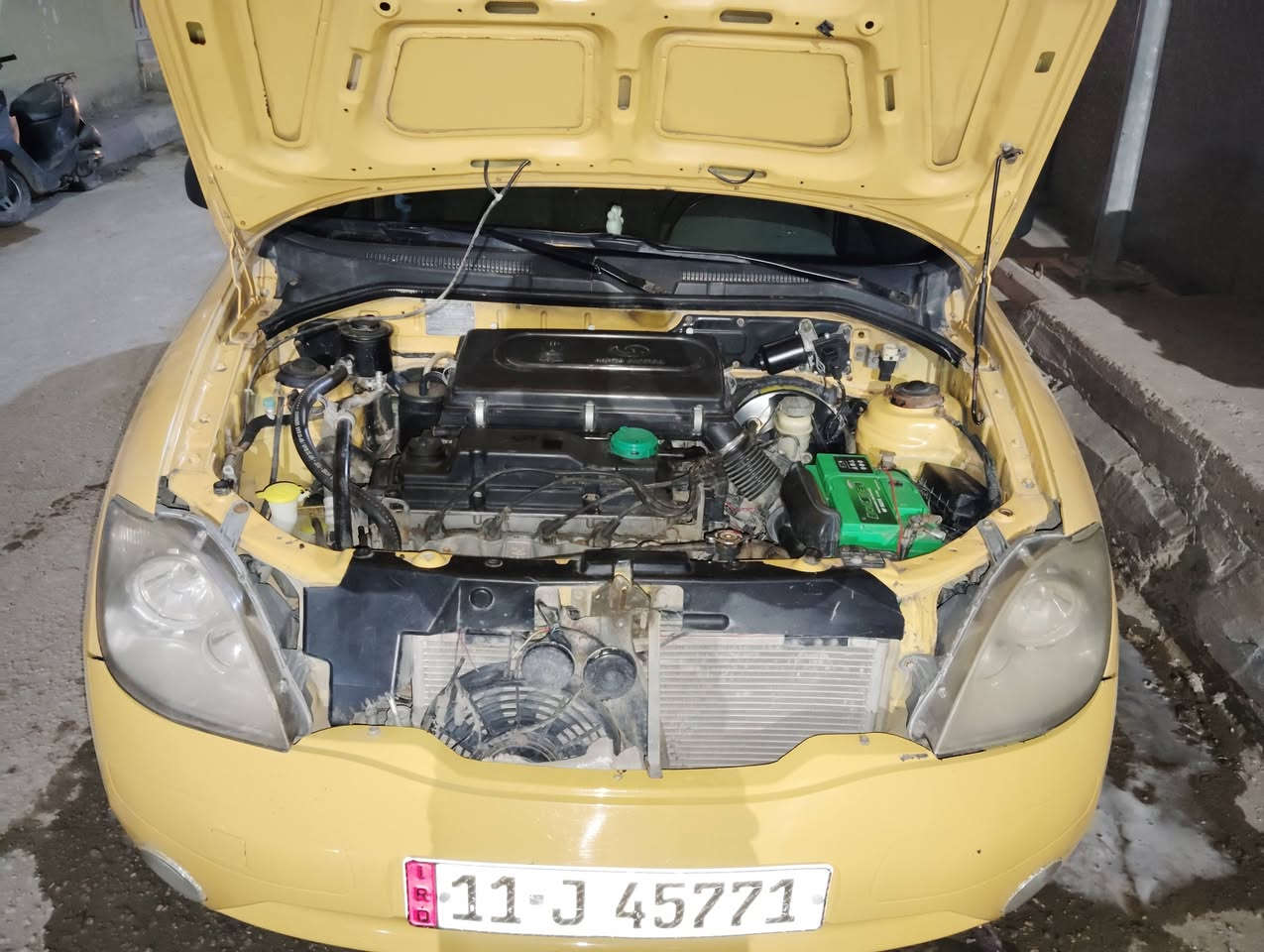 السلام عليكم سياره طيبه للبيع 2015 السياره جملغ امام مبدل والمكينه بيها خيط بخار سياره مكانها بابل رقمها بغداد  الاستفسار ***********
