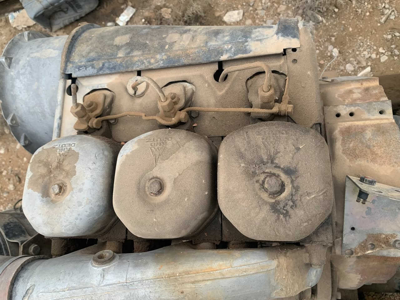 دويز 3 سلندر حلواني 40 كيفي شغال شرط الفحص 
سعره 18 قفل 
مكانه الانبار القائم 
يوجود توصيل 
***********
