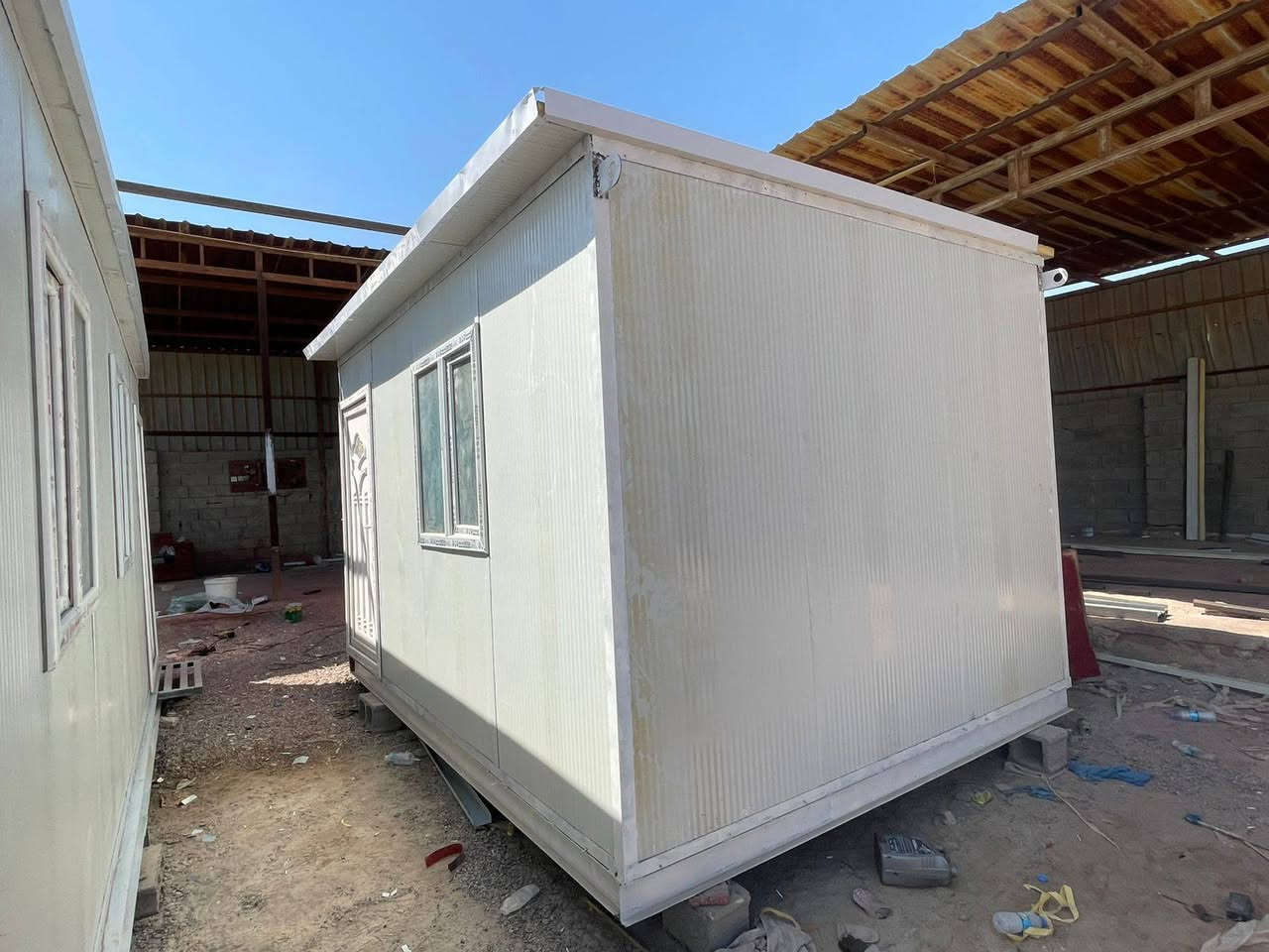 کرفان جاهز السعر مليون 300استفسار واتساپ ***********يتوفر توصيل
