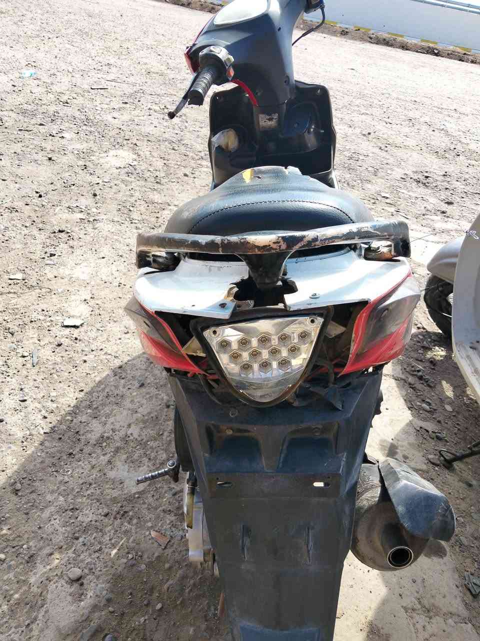 السعر 220وبيها مجال 
سلام عليكم ماكس مضلع  المحرك مال ماكس عدله الدراجه كلها شغاله كهربايات يعوزها بس باتري دراجه نشطه ومعدل فول السعر 220وبيها مجال الرقم ***********
