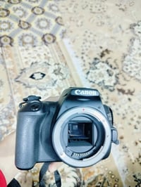 كانون 250دي • عدسة 18-55 • نضيفة ١٠٠/٩٨