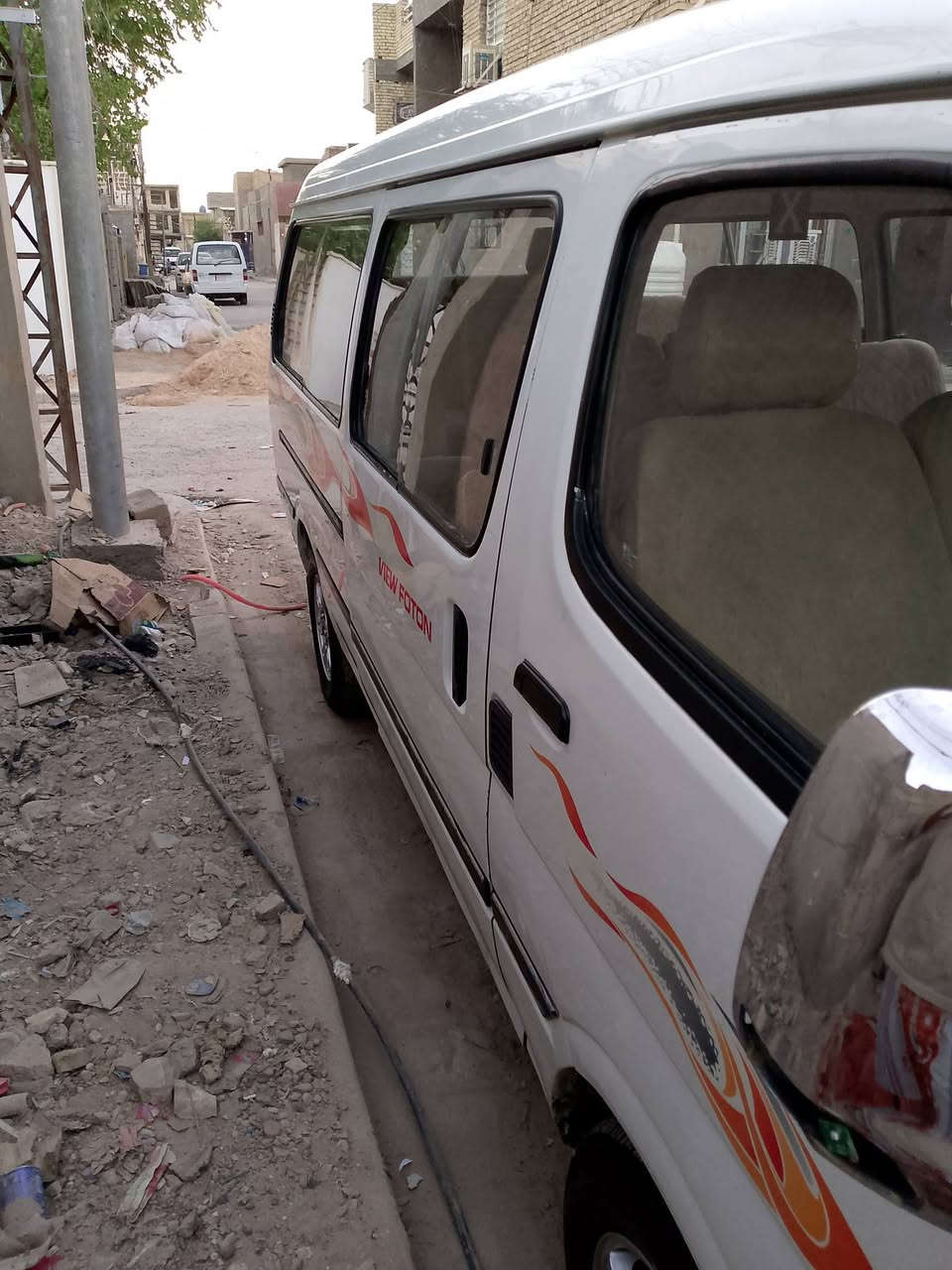 السلام عليكم فتون فراشه 
تخم تايره جديد صدر جديد خلفي امامي سياره لا تبخير ولا تنقيص هيئه مصفره معامله كامله رقم نكليزي كامله سعر 83 بيهة مجال ***********
