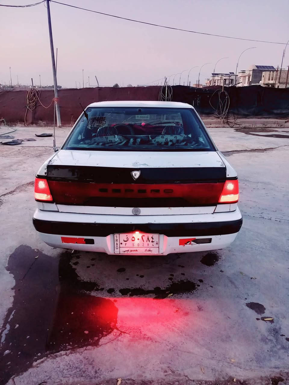 اسبرو موديل 94 رقم بغداد حائز ثالث سياره جاهزه وكلشي بيها يشتغل ماعده صدرها تعبان 
محرك مسكر جديد كير عادي جديد 
الكهربايات كلها تشتغل رون وحماوه وبانزين 
مكاني بغداد ابو غريب 
السعر اتصل ودلل بس شراي يتصل 
الاتصال 
***********
بي واتساب
