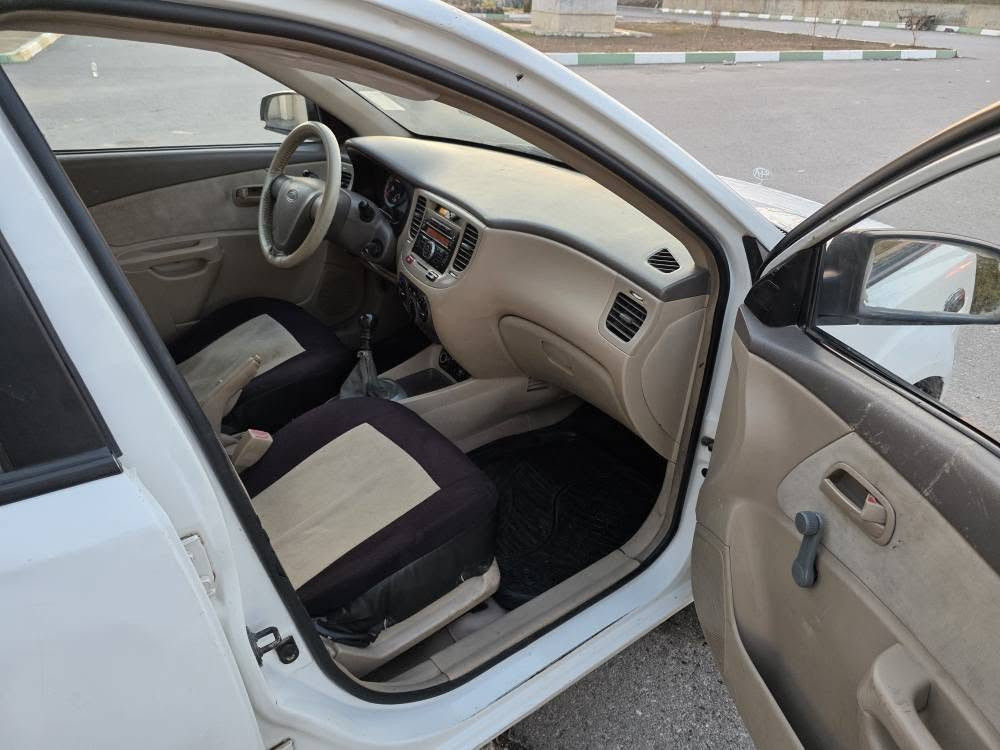 هەرزانترین نرخ 
بەمانای کەلیمە ماڵی دۆستەو زۆر خاوێنوو بیمەسروفە هەموو گیانیشی مەزبووتە بەنزینیش بەس زۆر زۆر کەم دەخوات 
کیا ریۆ مۆدیل 2006 گێر حادی ساخ مەنەفیستو وەکالەی ئەسڵی هەیە بی کیشە ماڵی مەدەنیوو ژماڕە شانسی بەشەرتە سەت ساڵ
گێروو مەکینەو کامل کارەبایو کامل تندوو تۆڵی بەشەرت  پیشوو پشتو بێ لیدراوە وەڕگەراو براوە بەشەرتە 
پاوەڕە ناو زەردە هیتەڕە  تایەو ویلو پاتری لۆکە ماڵی فەقیرە 
شوێن رانیە *********** نرخی $35ق رانية, السليمانية
