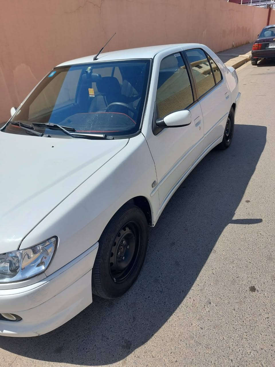 بيجو 306 محرك كير شرط ضرر بس دوسه رقم بغداد دولي بسمي الي عندو اكسنت ريو معارض حسب القناعه رقم ***********
