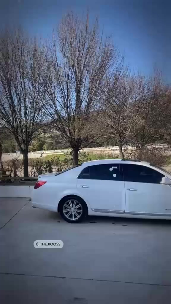 سەرەتا بەناوی خوا
ئەڤەلۆن لیمیتد خلیجی فول فول مواسەفات بڕاوەی لیزەر 
سپی سەدەف کامل مەسرەف کراو 
سەقفی بەشەرت ناوزەرد لۆک 
چوار تایەو ویلی لۆکی بۆ دەستراوە 
بێدەقعمو لێدراو بێچاڵو شخوت 
پێشو پشتی کەپسە 
سیعری ٥۹ گەڵاو معامەلەیە کەم 
گۆڕینەوەش ئەکەم بە شاهینەی ۱٨٤ لەسەر دڵ گرتن 
*********** 
شوێن سەیدسادق 
جوانی کۆمێنتو مەسج نادەمەوە تەلەفون بکە
ئەدمین💚
