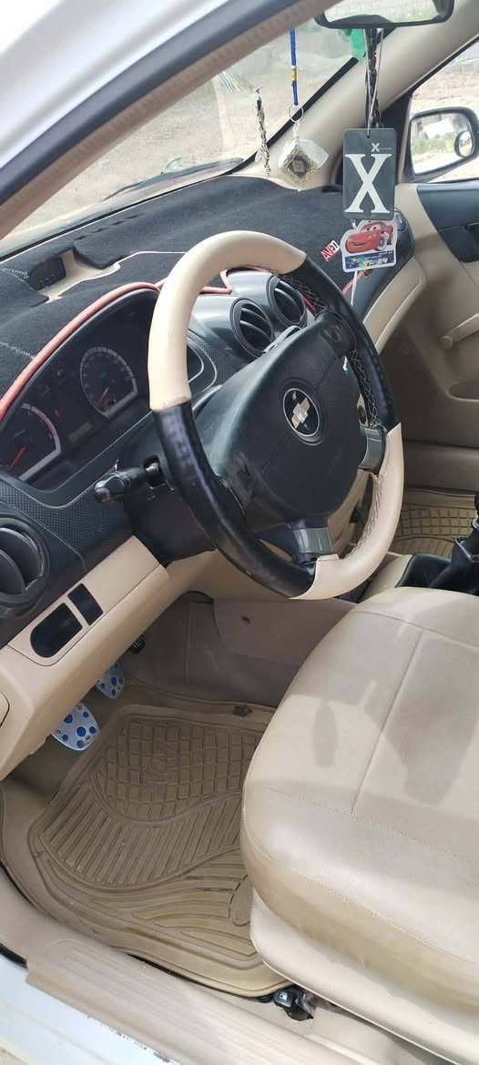 سلام عليكم افيو لبيع موديل 2011
خليجي كير عادي سعر ٦٠ وبيها مجال ***********
