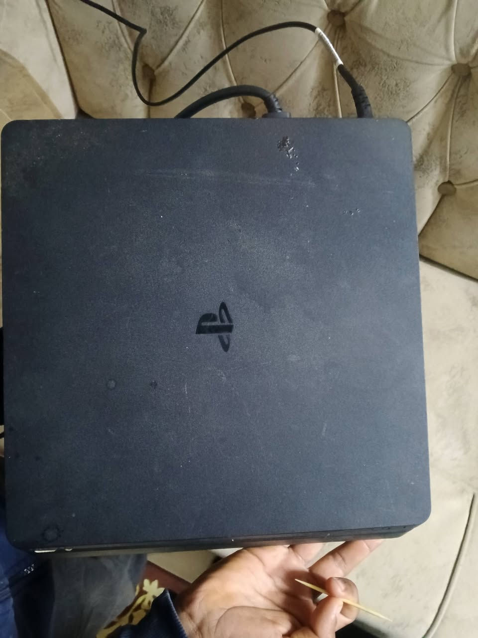 بلاي فور سليب سعره 200 وبي مجال قليل ***********
