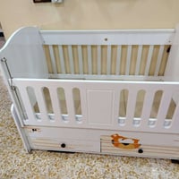 تخت أطفال • اسيا