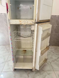 ثلجة شغالة • تحتاج غاز • نجف