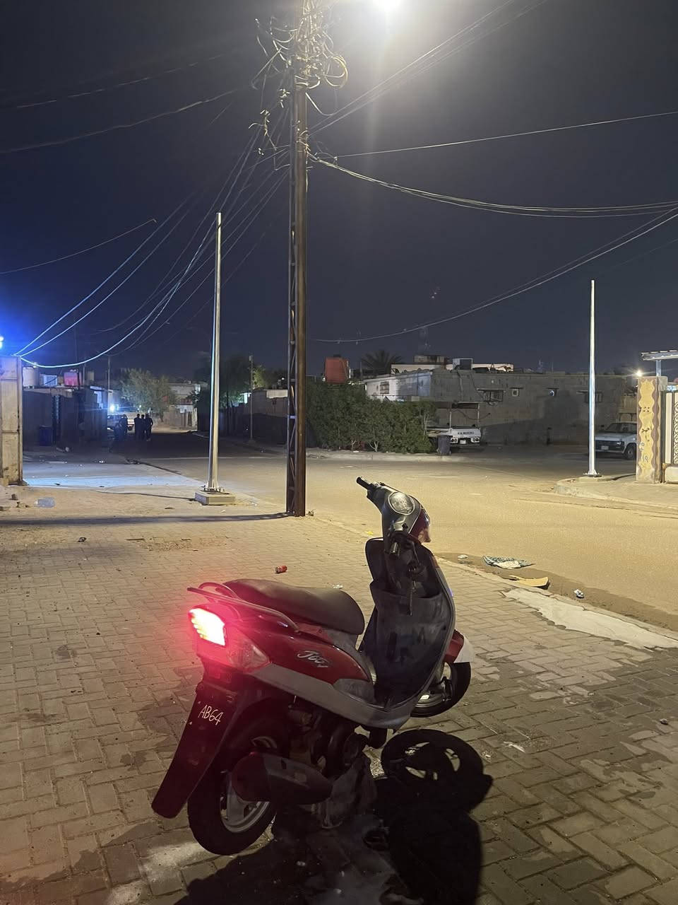 يالله ماكس قجمه كفاله عامه صار الها اسبوع من نزلت من الرمبه مكفوله من كلشي للبيع او مراوس بوليسي البصره المعقل ***********
