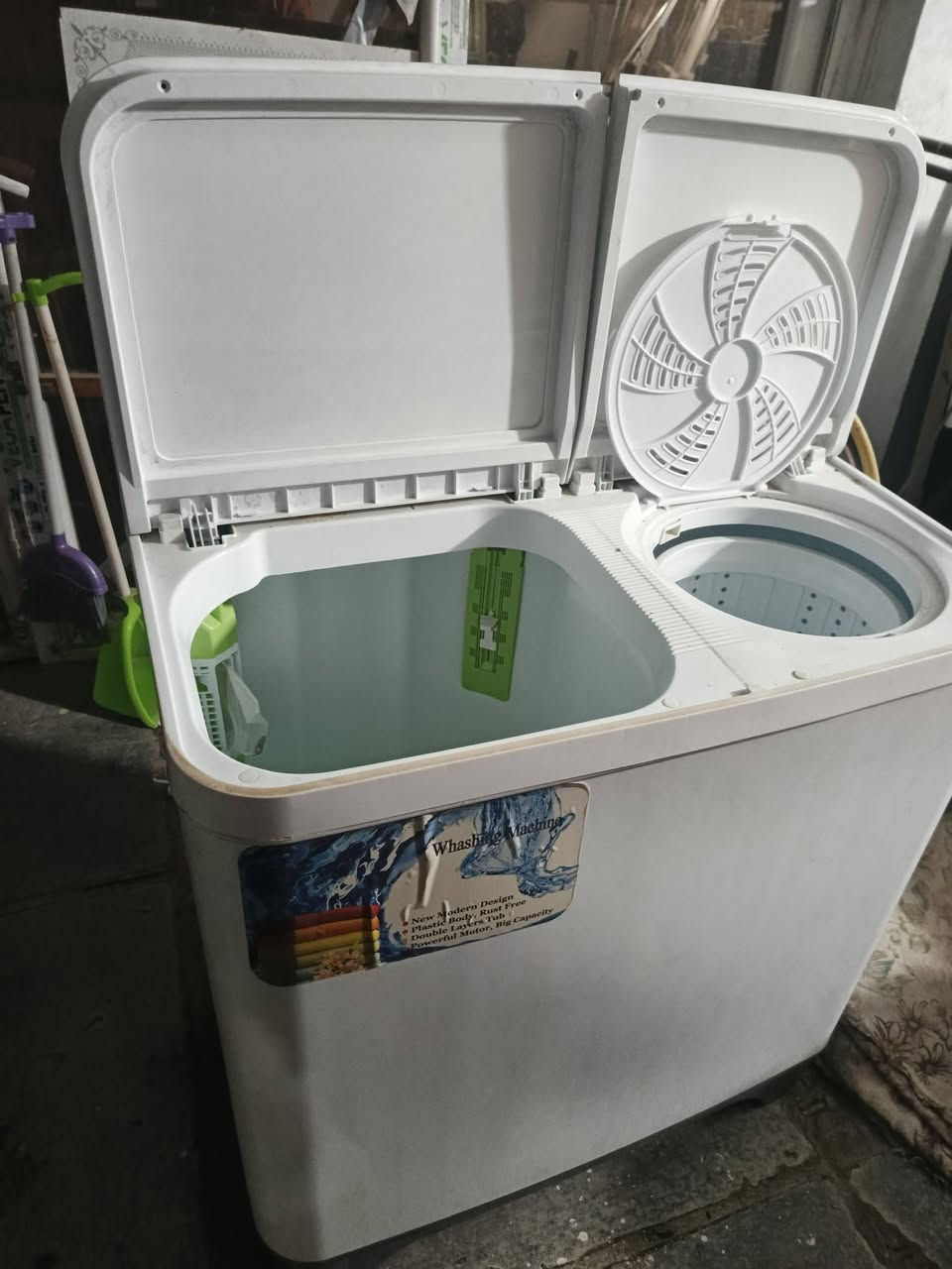 غساله هيتاشي مشترينه ٤٨٠ابيعه٢٠٠مامستخدم ٢٦ ك تغسل بطانيه مكانه الغزلليه اكو توصيل 
***********
