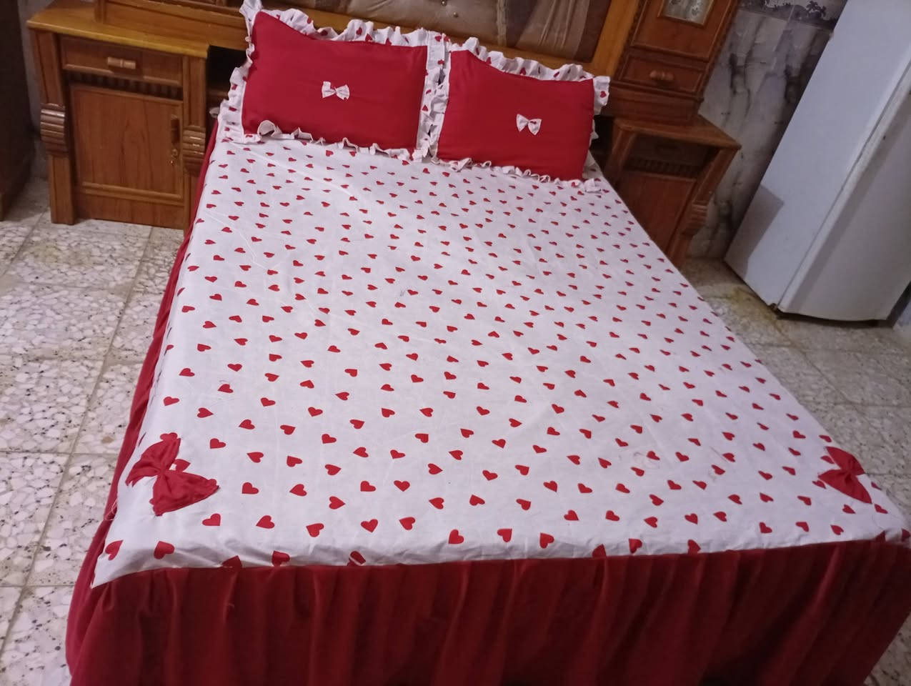 من رخصة الادمن 
خياطتي فرشات همايون وقديفه خاولي حسب الطلب لاستيك من اربع جهات متوفر توصيل جميع المحافضات


**إذا كنت صاحب هذا الإعلان وتريد حذفه لأي سبب، رجاءا أرسل رسالة إلى الدعم الفني**