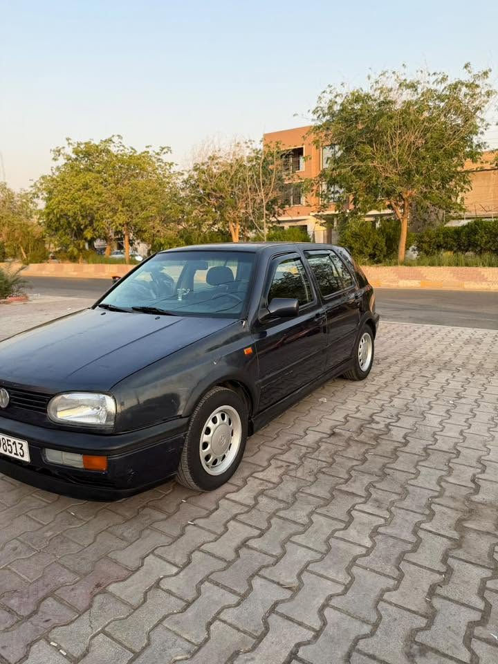 السلام عليكم 😍

للبيع كولف 92 مكينة 2000 رقم بغداد انكَليزي سنوية بأسمي احولك كَبل غرامات صفر هزة جديدة تبريد فول سيارة جاهزة من كلشي على ايدي وخير من الله مال جناي السعر 57 وبيهه مجال قليل ***********
