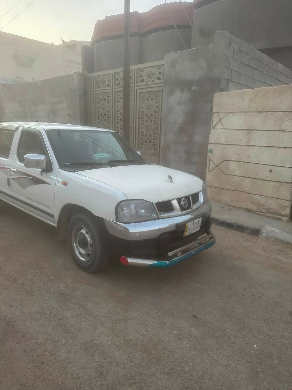بيكم نيسان 2013 رقم بصره بيها بارد بالباب مال السيايق سياره حلوه ومرتبه مال جناي محسن جام كهربائي كير مكينه رقم التلفون *********** السعر 115
