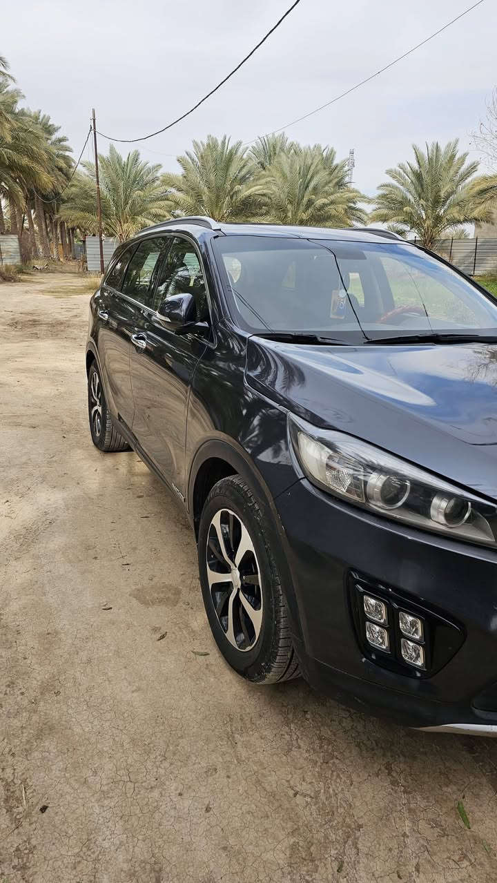 سورنتو 18 امريكي بيه البنيد صبغ وربع الجاملغ الايمن 6سلندر اللون رصاصي رمادي مواصفات EX بصمة تشغيل بصمة ابواب صندوق كهربائي الكشنات جلد الكشنات الامامية كهربائية مع تدفئة 7راكب 3 قطع تبريد السيارة رقم بابل وبأسمي ***********
