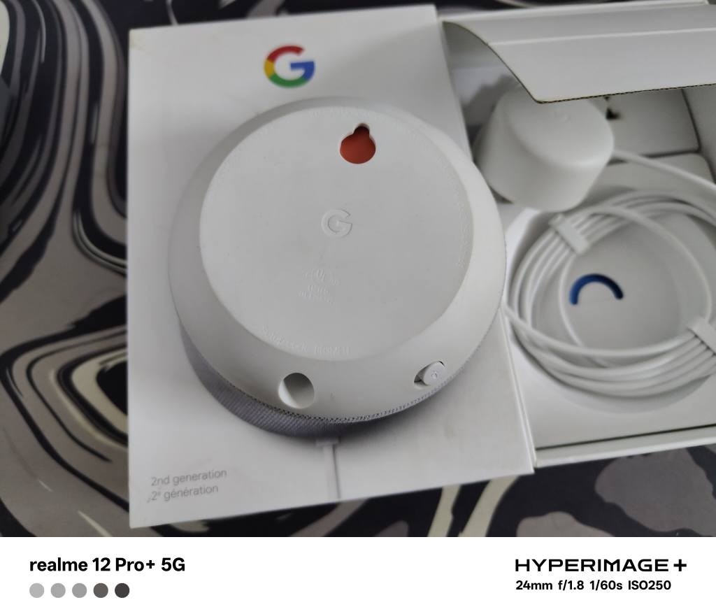 جوجل نست ميني الجيل الثاني (Google Nest Mini 2nd Gen) - نظيف جداً
التفاصيل:
سبيكر ذكي ومساعد صوتي من شركة جوجل (الأصلية).
الجيل الثاني.
الحالة: نظيف جداً جداً 
الملحقات: كامل مع الكارتون والواير الأصلي.
المميزات: يدعم اللغة العربية، تشغيل أغاني، منبه، والتحكم بأجهزة البيت الذكية.
: 35 ألف دينار بيه مجال بسيط كربلاء, العراق


**إذا كنت صاحب هذا الإعلان وتريد حذفه لأي سبب، رجاءا أرسل رسالة إلى الدعم الفني**