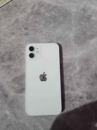 آيفون 12 عادي • ١٢٨ • بطارية ٧٩٪