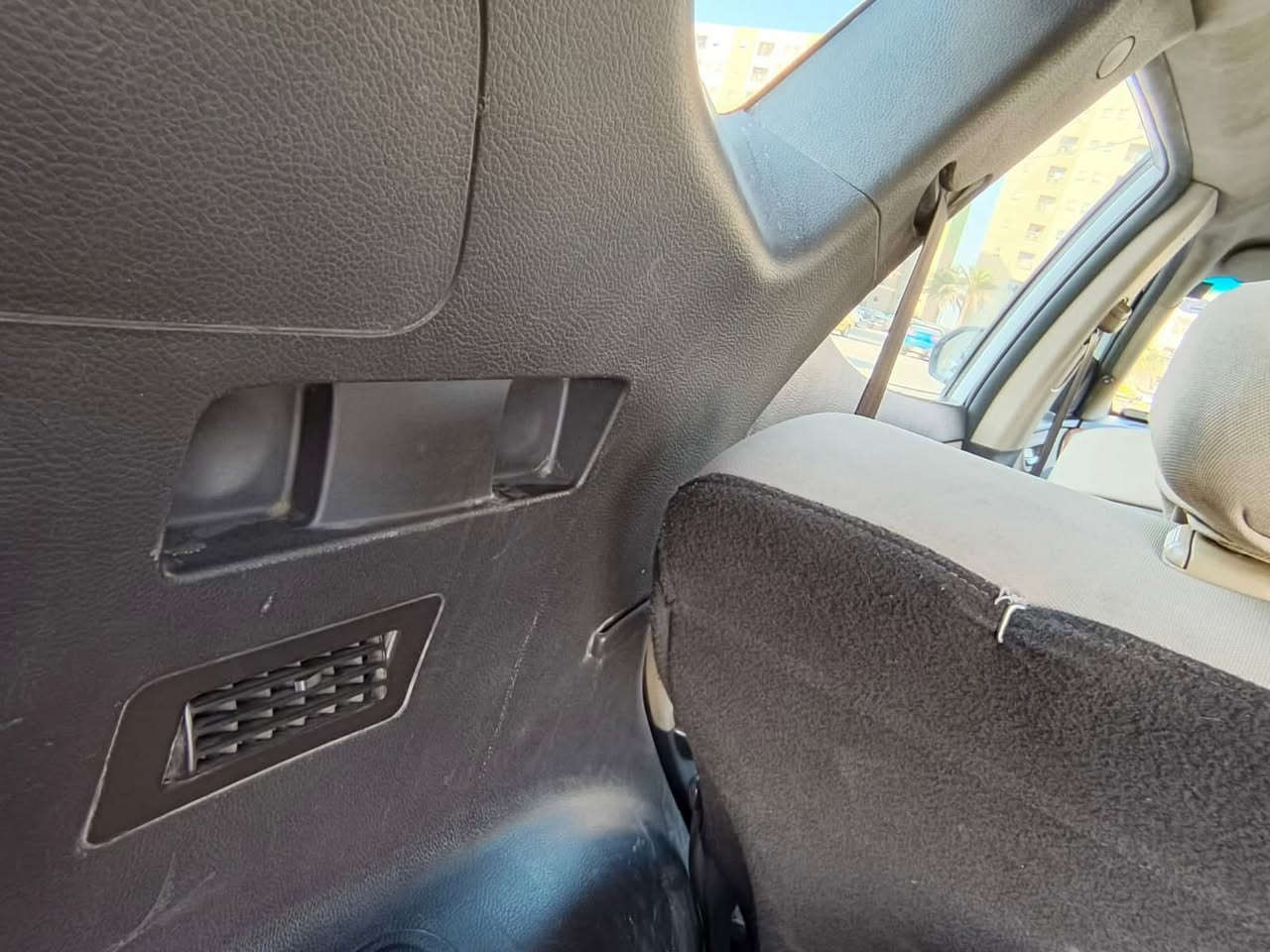 سنتافيا خليجي 2016 للبيع
سنتافيا خليجي ٢٠١٦ بيها جفية .

سيارة جاهزة وما بيها نقص ابد 

سبعة راكب 

إشارة بالمري .بصمة .شاشة .

كاميرا

 لايت زنون .

٤ سلندر. 

منظومة غاز. 

السعر 130 وبيها مجال للطيبين .

عنواني .ناصرية المركز

***********
